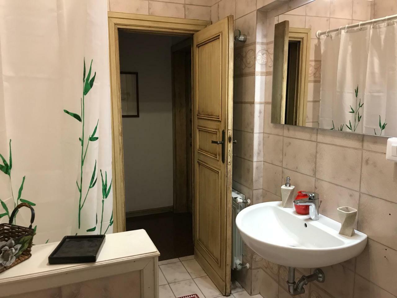 Wanderlust Bnb Pisa Buitenkant foto